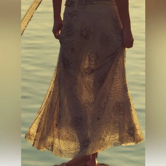 Zara Beaded Tull skirt - Picture 3 of 9